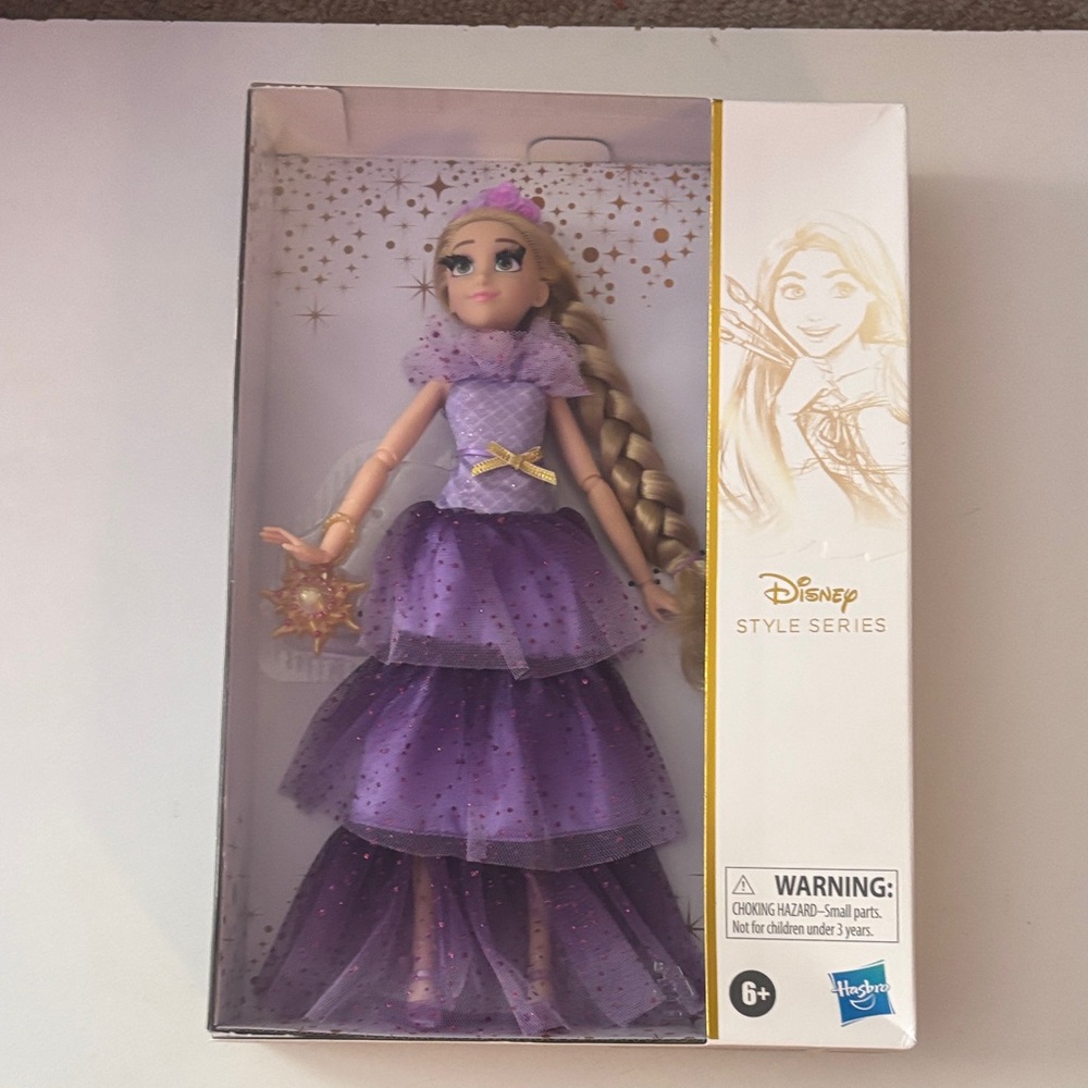 Hasbro Disney Sleeping Beauty Rapunzel in Layered Purple Dress with Gold Star